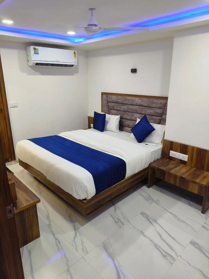 Hotel Ozone,Ahmedabad Ngoại thất bức ảnh